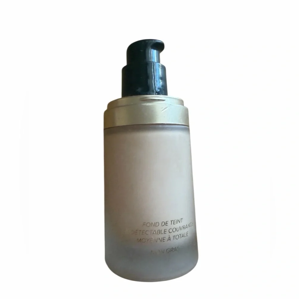 Too Faced Born This Way “SWAN” Undetectable Medium To Full Coverage Foundation